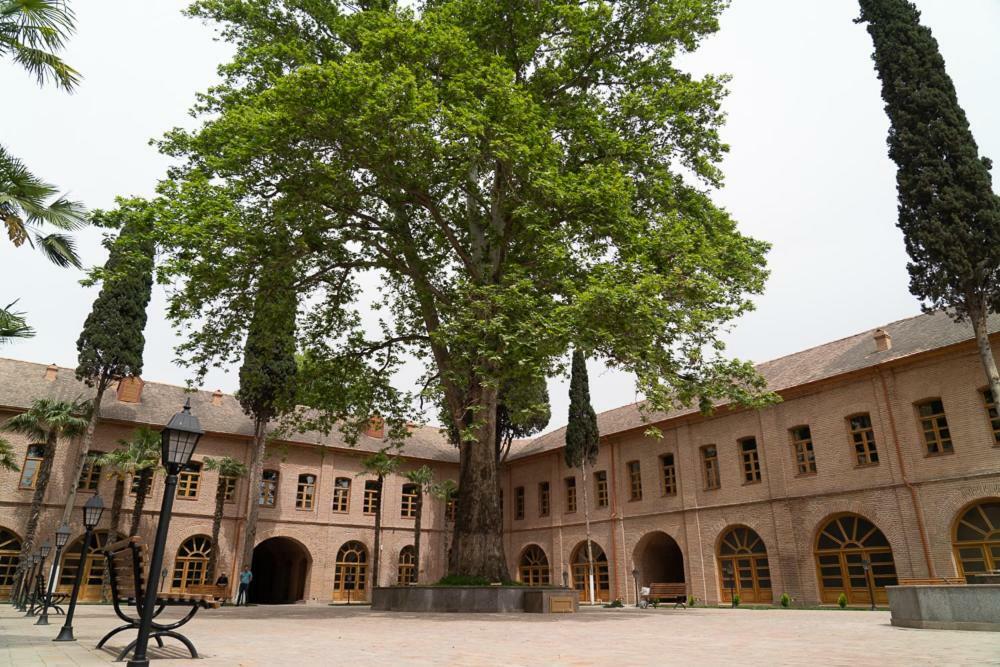 Khurma Hostel Gəncə Exteriör bild